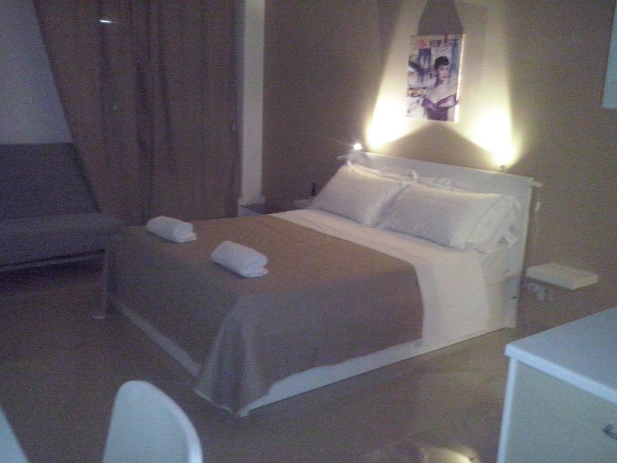 B&B Teocrito Katanya Dış mekan fotoğraf