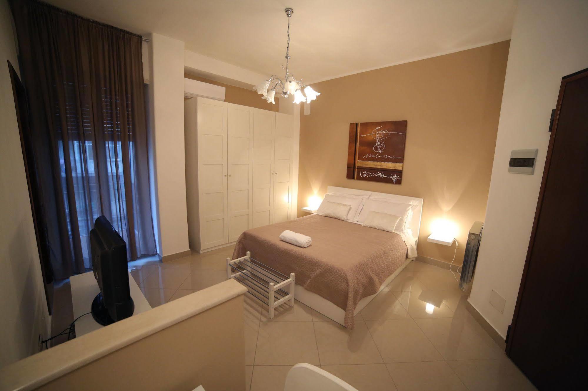 B&B Teocrito Katanya Dış mekan fotoğraf