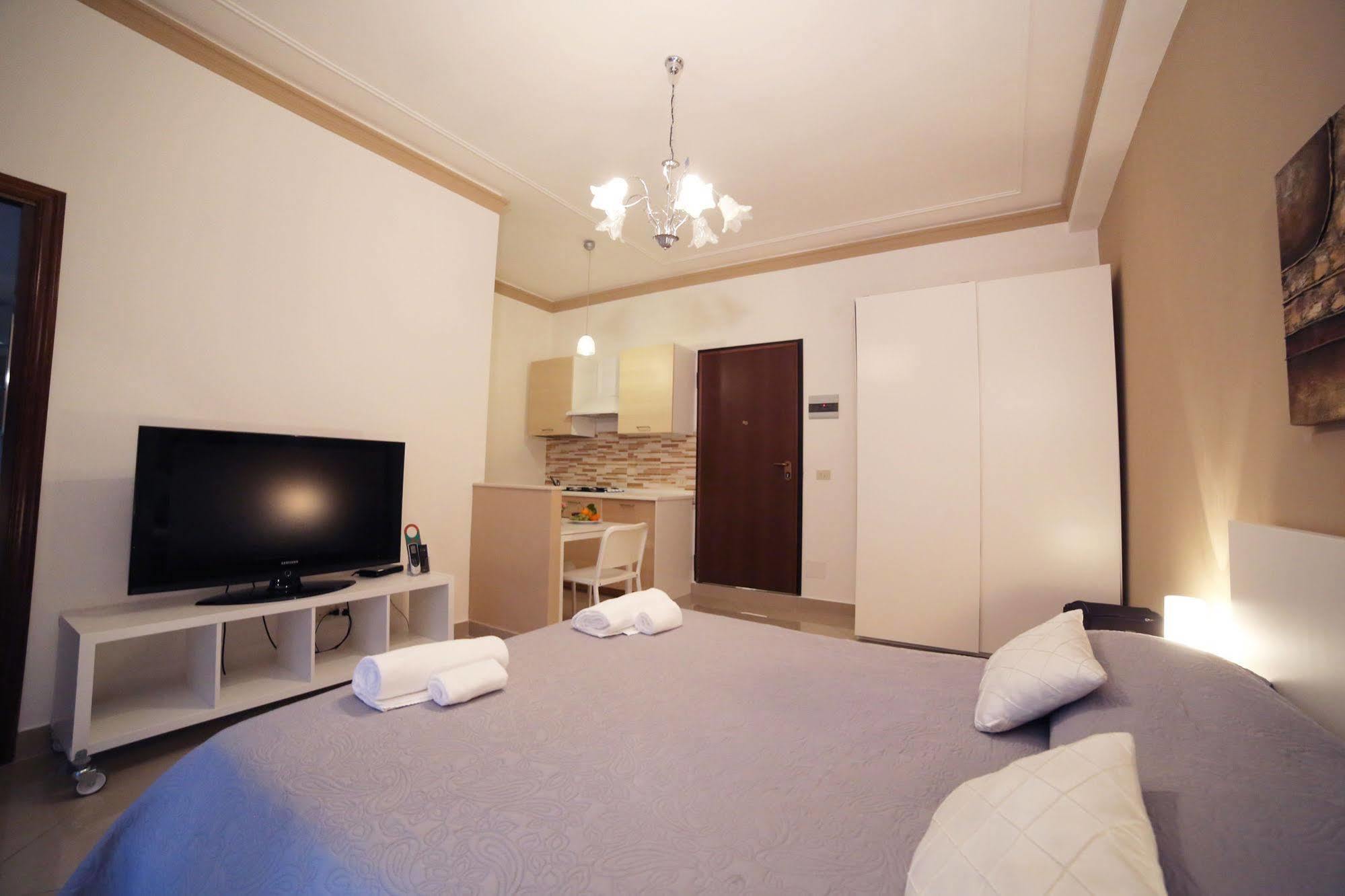 B&B Teocrito Katanya Dış mekan fotoğraf